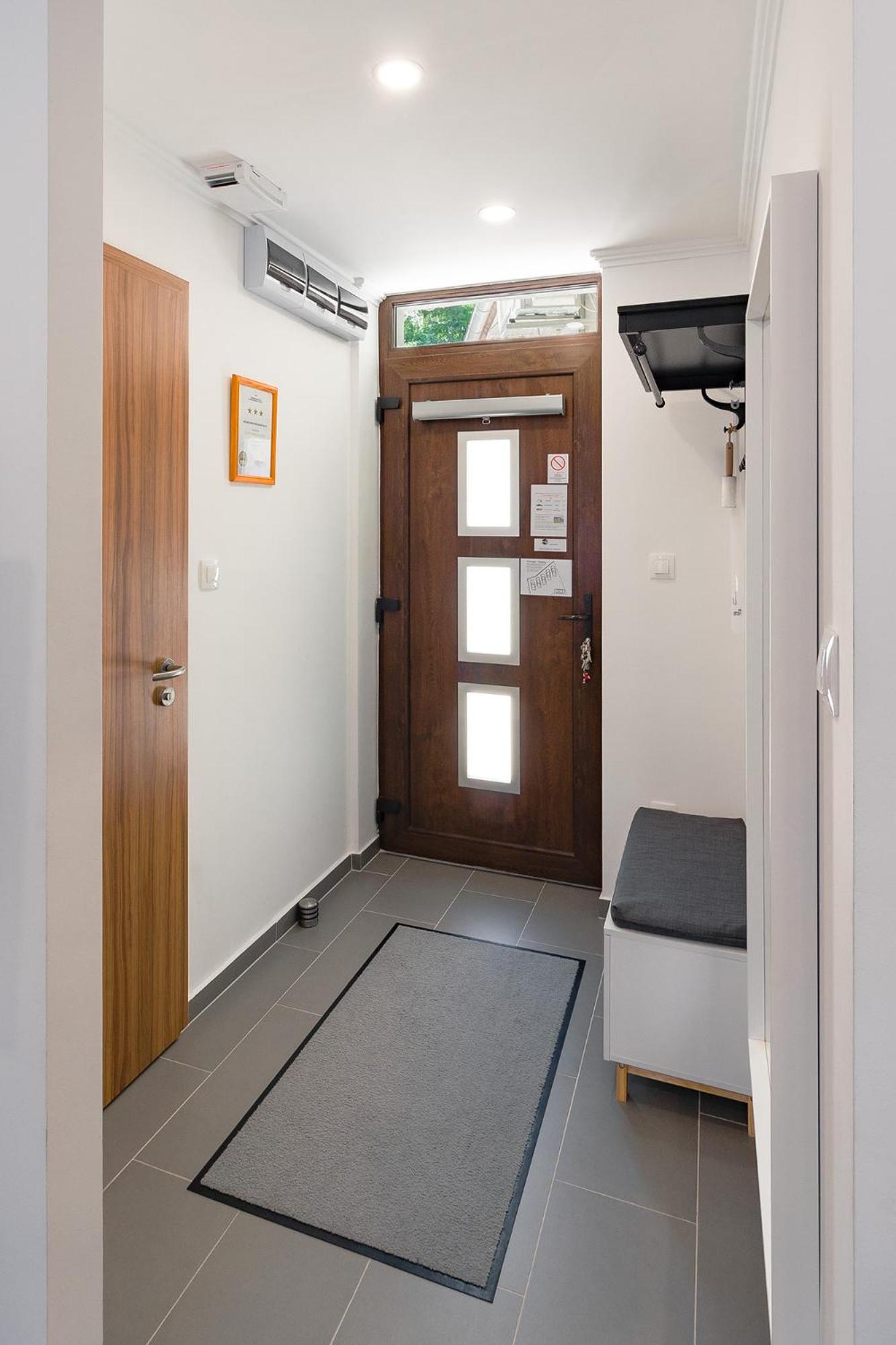Monbuhim Twin Apartment Veszprem Exterior photo